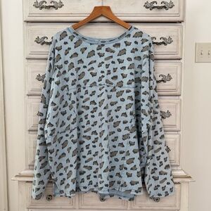 Vici Blue Leopard Print Top
